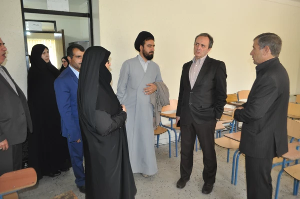 بازدید دکتر مهرمحمدی از پردیس دخترانه کوثر