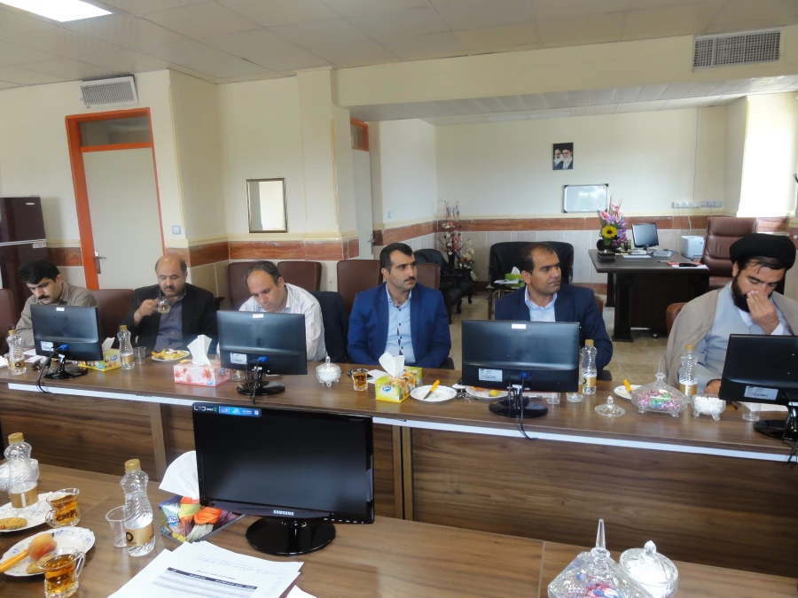 با حضور عضو دبیرخانه جشنواره های فرهنگی سازمان مرکزی جلسه هماهنگی کمیته های جشنواره سرود و تئاتر برگزار گردید.