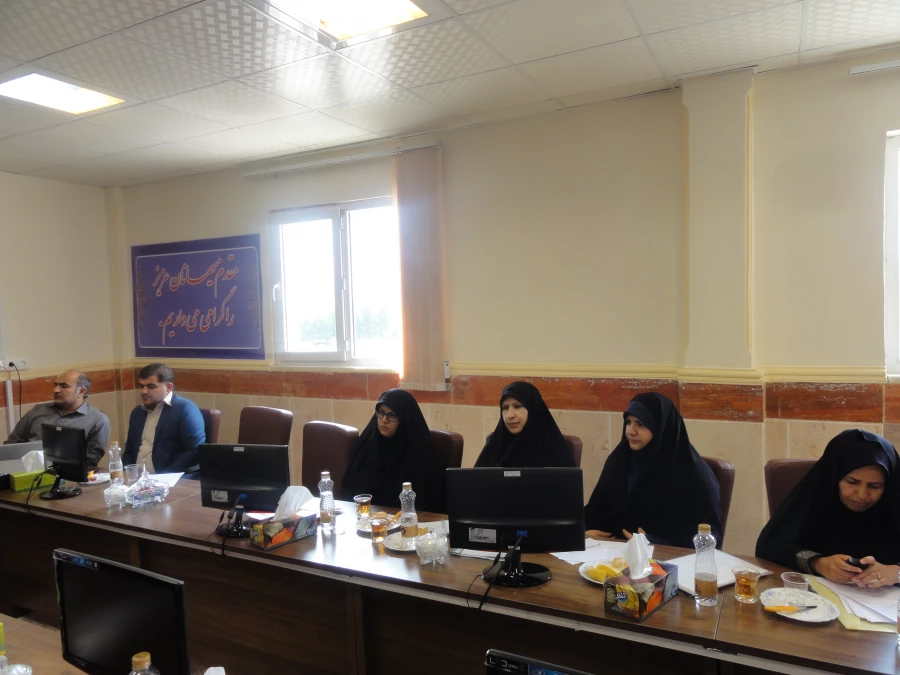 با حضور عضو دبیرخانه جشنواره های فرهنگی سازمان مرکزی جلسه هماهنگی کمیته های جشنواره سرود و تئاتر برگزار گردید.