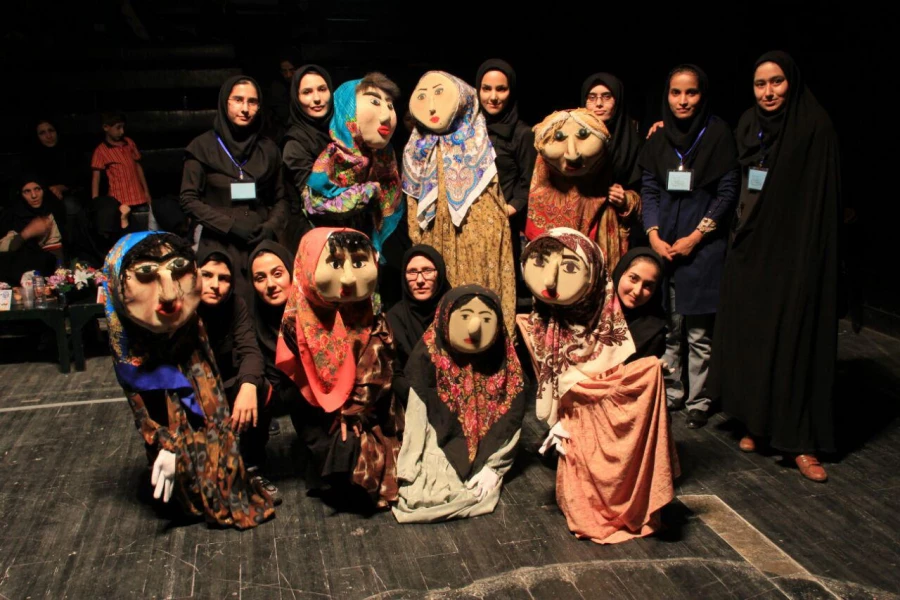 آغاز رقابت گروه های شرکت کننده به مرحله کشوری جشنواره تئاتر و سرود یاسوج