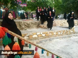 آبشار یاسوج؛ طبیعت گردی دانشجویان حاضر در جشنواره تئاتر و سرود