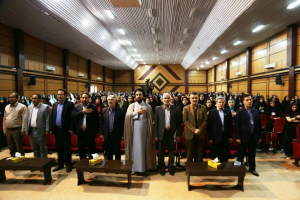 برگزاری اختتامیه بیست و ششمین جشنواره تئاتر و سرود دانشجو معلمان دختر دانشگاه فرهنگیان سراسر کشور در یاسوج