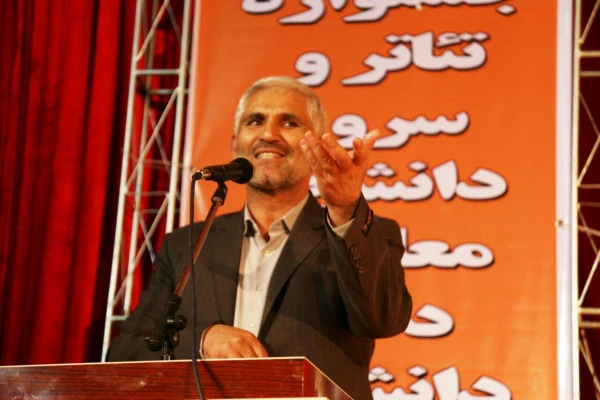 برگزاری اختتامیه بیست و ششمین جشنواره تئاتر و سرود دانشجو معلمان دختر دانشگاه فرهنگیان سراسر کشور در یاسوج