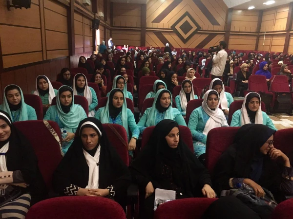 برگزاری اختتامیه بیست و ششمین جشنواره تئاتر و سرود دانشجو معلمان دختر دانشگاه فرهنگیان سراسر کشور در یاسوج