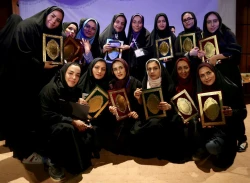 گزارش تصویری از اختتامیه بخش خواهران بیست و ششمین جشنواره تئاتر و سرود دانشجو معلمان سراسر کشور