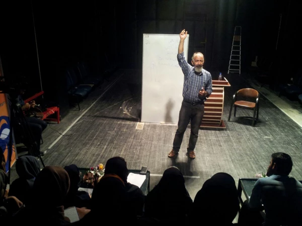 گزارش تصویری از کارگاه های تخصصی آموزشی تئاتر و سرود