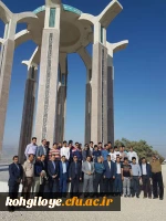 میثاق دانشجو معلمان پسر شرکت کننده در جشنواره تئاتر و سرود با شهدای گمنام