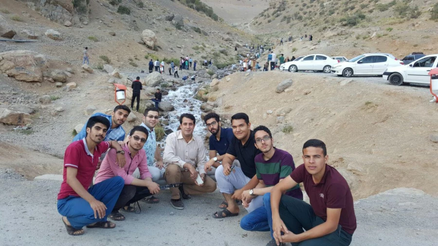 بازدید دانشجو معلمان پسر جشنواره تئاتر و سرود از سی سخت