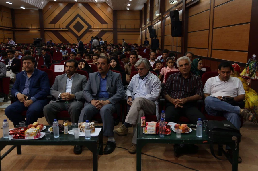 گزارش تصویری از اختتامیه بیست و ششمین جشنواره تئاتر و سرود دانشجو معلمان پسر سراسر کشور