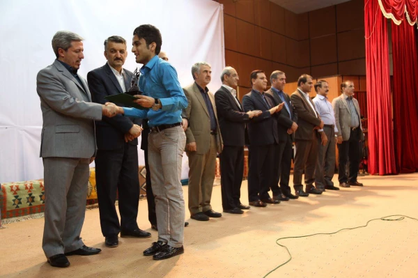 گزارش تصویری از اختتامیه بیست و ششمین جشنواره تئاتر و سرود دانشجو معلمان پسر سراسر کشور