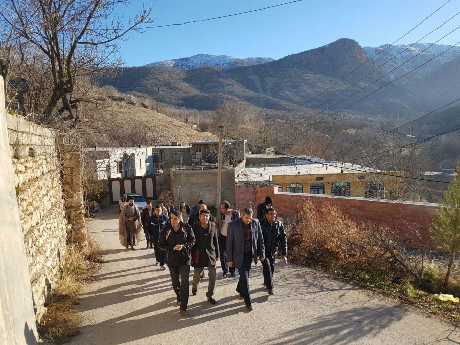 برگزاری همایش پیاده روی کارکنان و اساتید دانشگاه فرهنگیان به مناسبت گرامیداشت دهه فجر