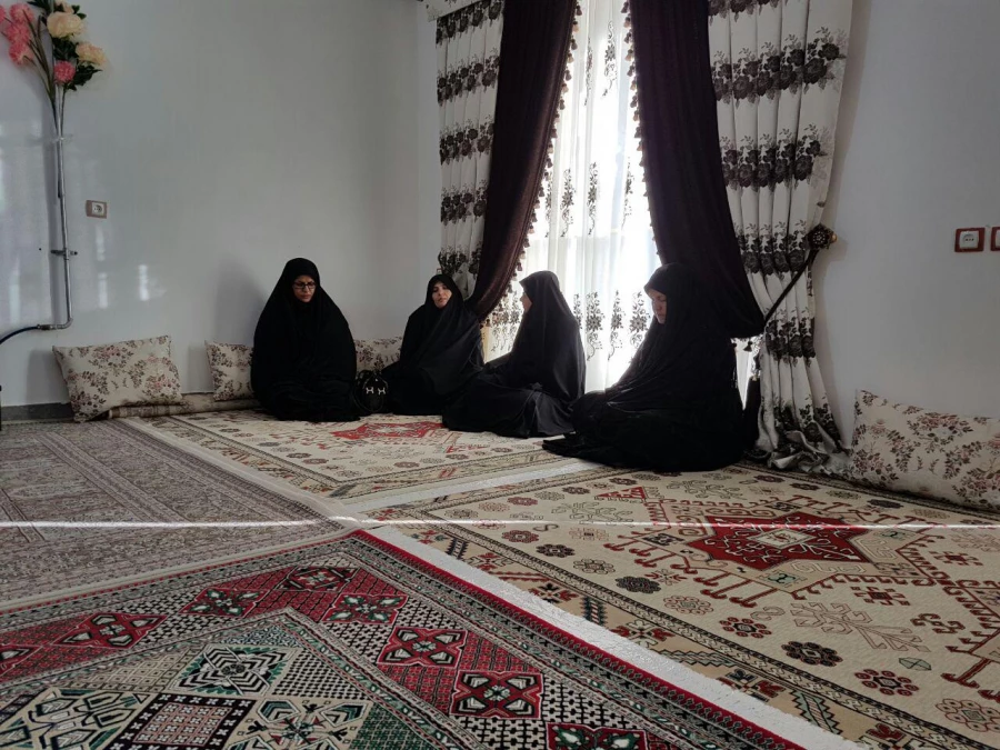 دیدار مدیریت امور پردیس های دانشگاه فرهنگیان استان از خانواده شهید سید فایز نظری