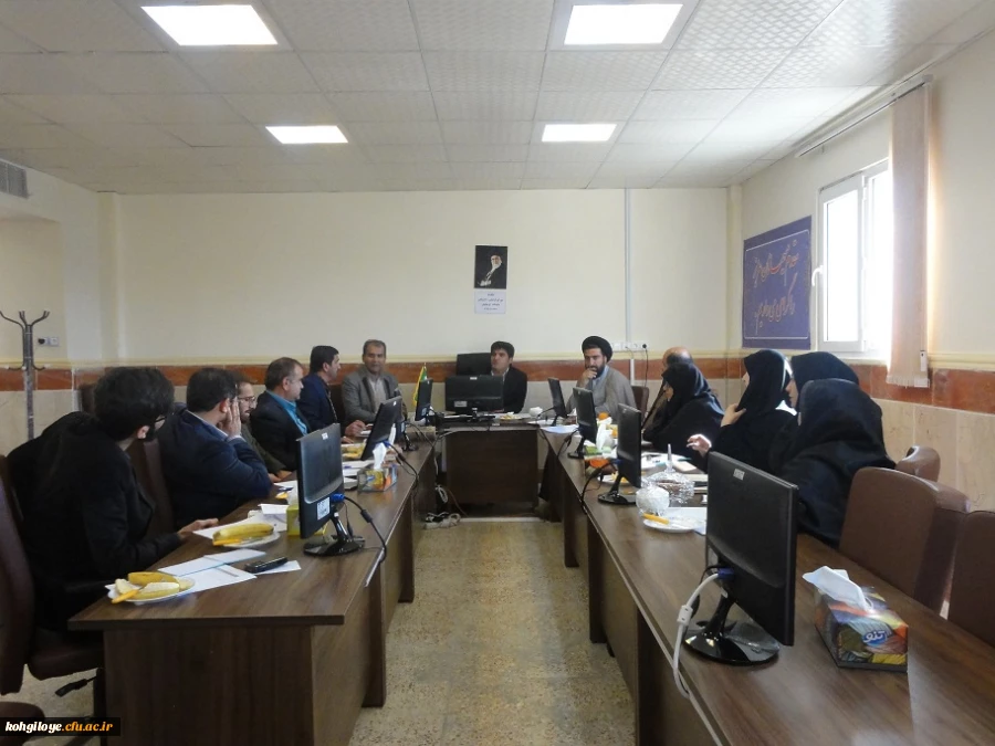 جلسه شورای فرهنگی اجتماعی دانشگاه فرهنگیان استان برگزار گردید.