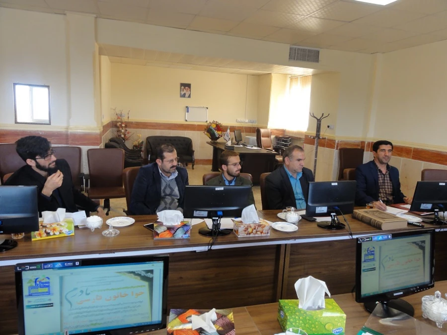 جلسه شورای فرهنگی اجتماعی دانشگاه فرهنگیان استان برگزار گردید.