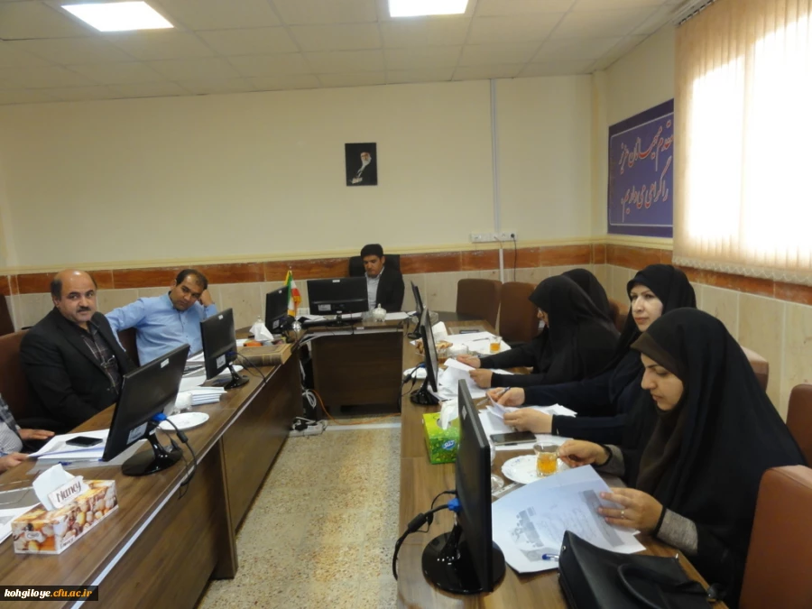 جلسه شورای آموزشی دانشگاه فرهنگیان استان برگزار گردید