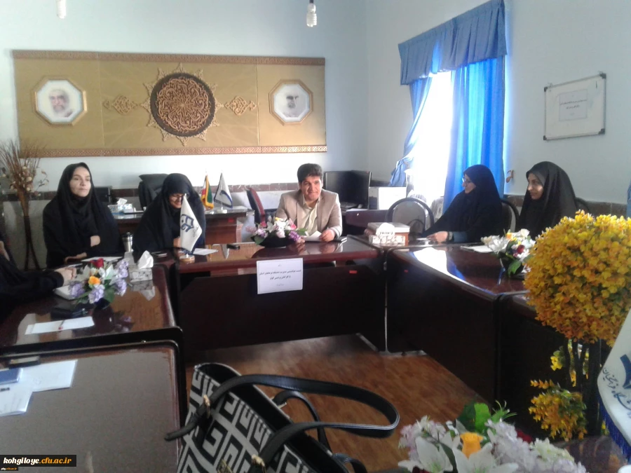 برگزاری نشست هم اندیشی مدیریت دانشگاه فرهنگیان استان با کارکنان پردیس کوثر