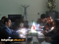 نشست دکتر هاشمی با مسئولان و کارکنان پردیس شهید ایزدپناه