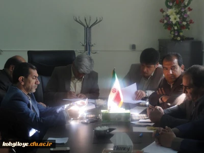 نشست دکتر هاشمی با مسئولان و کارکنان پردیس شهید ایزدپناه