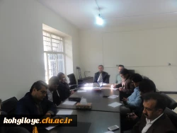 نشست دکتر هاشمی با مسئولان و کارکنان پردیس شهید ایزدپناه