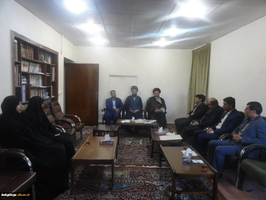 در آستانه ماه مبارک رمضان برگزار گردید

دیدار مسئولین دانشگاه فرهنگیان استان با آیه الله ملک حسینی
 2