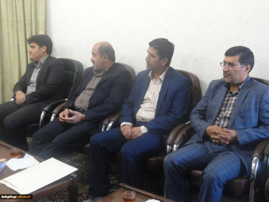 در آستانه ماه مبارک رمضان برگزار گردید

دیدار مسئولین دانشگاه فرهنگیان استان با آیه الله ملک حسینی
 3