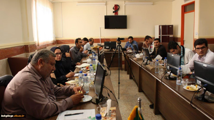 نشست خبری سرپرست دانشگاه فرهنگیان استان  4