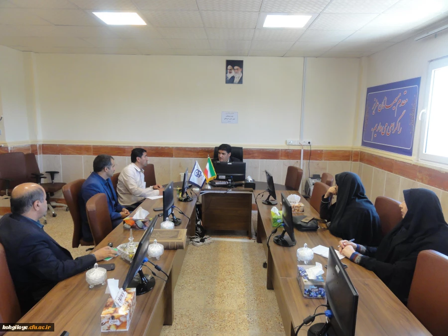 جلسه هماهنگی جشن دانش اموختگی ورودی های 92 برگزار گردید 5