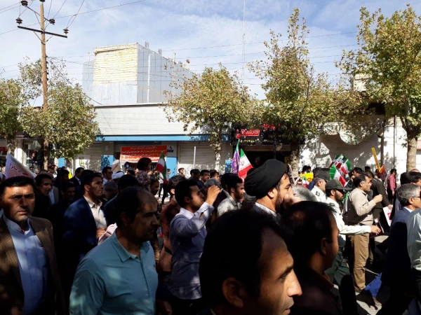 شرکت مسئولان، اساتید،کارکنان  و دانشجویان دانشگاه فرهنگیان استان در راهپیمایی 13 ابان 10