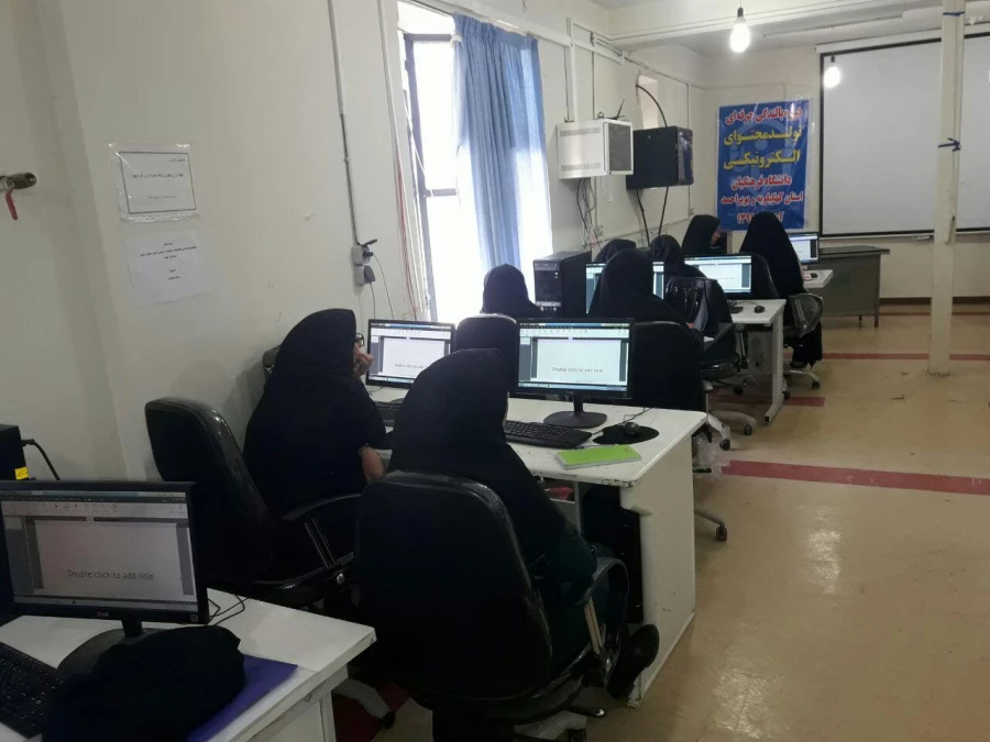 کارگاه آموزشی تولید محتوای الکترونیکی برگزار گردید 13