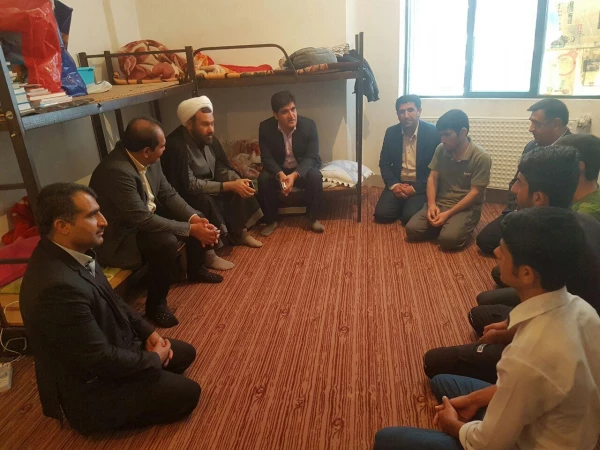 بازدید حجت الاسلام و المسلمین عابدی از خوابگاه های پردیس کوثر و شهید ایزدپناه 7