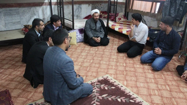 بازدید حجت الاسلام و المسلمین عابدی از خوابگاه های پردیس کوثر و شهید ایزدپناه 10