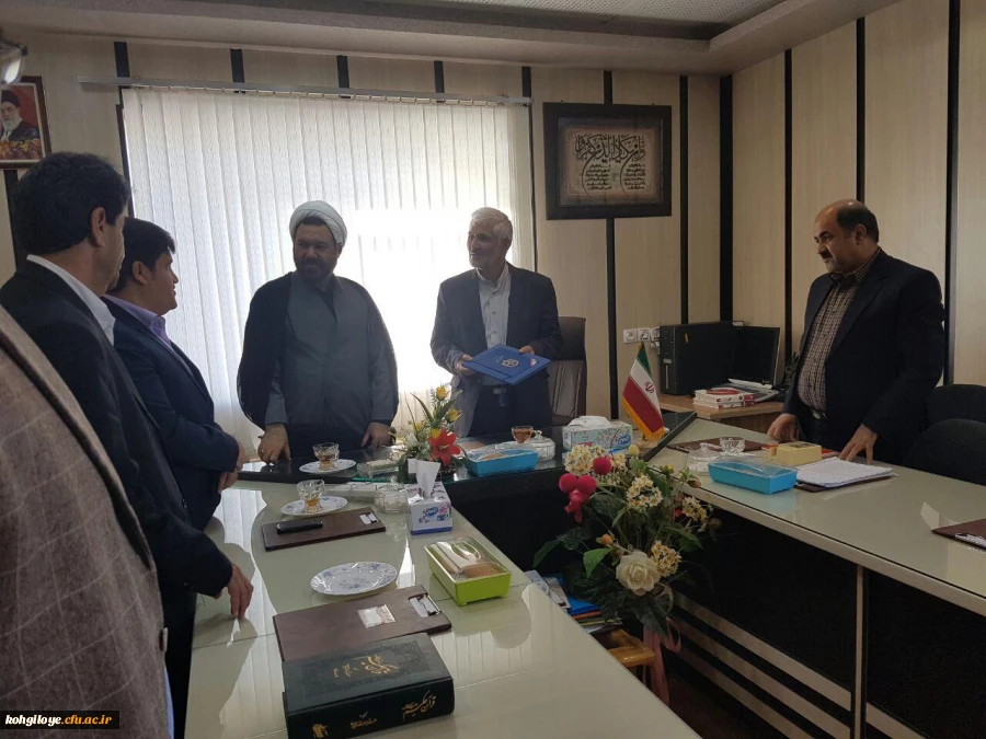 جلسه معاون فرهنگی اجتماعی دانشگاه فرهنگیان با مدیرکل آموزش و پرورش استان 3