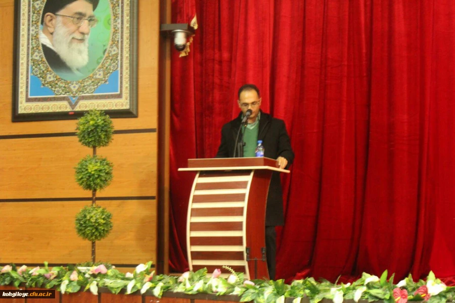 به مناسبت 16 آذر روز دانشجو

 مراسم بزرگداشتی در سالن اجتماعات پردیس شهید ایزدپناه برگزار گردید. 6