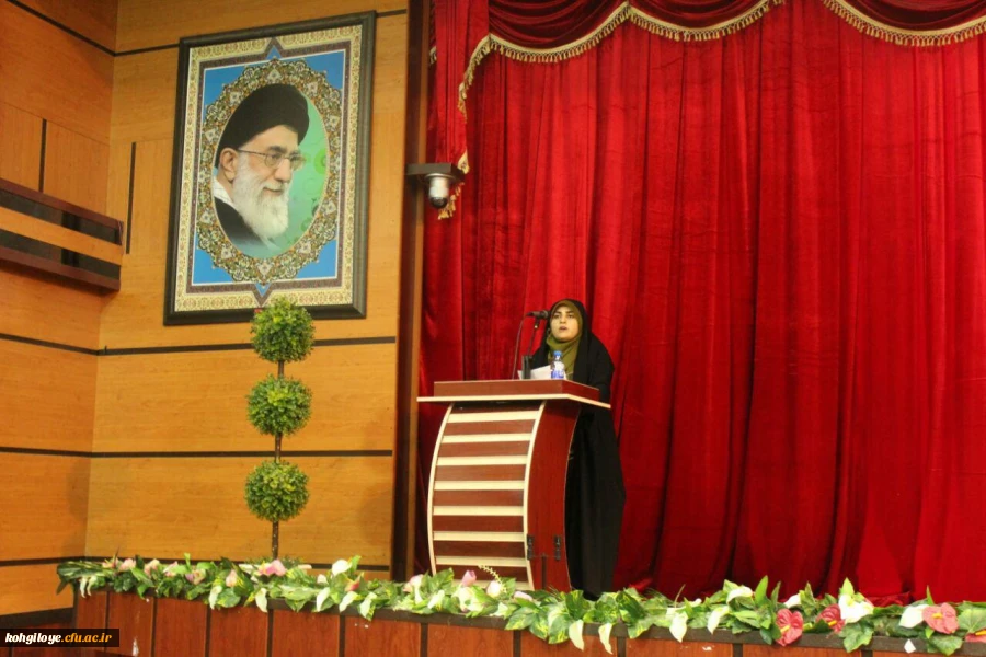 به مناسبت 16 آذر روز دانشجو

 مراسم بزرگداشتی در سالن اجتماعات پردیس شهید ایزدپناه برگزار گردید. 11