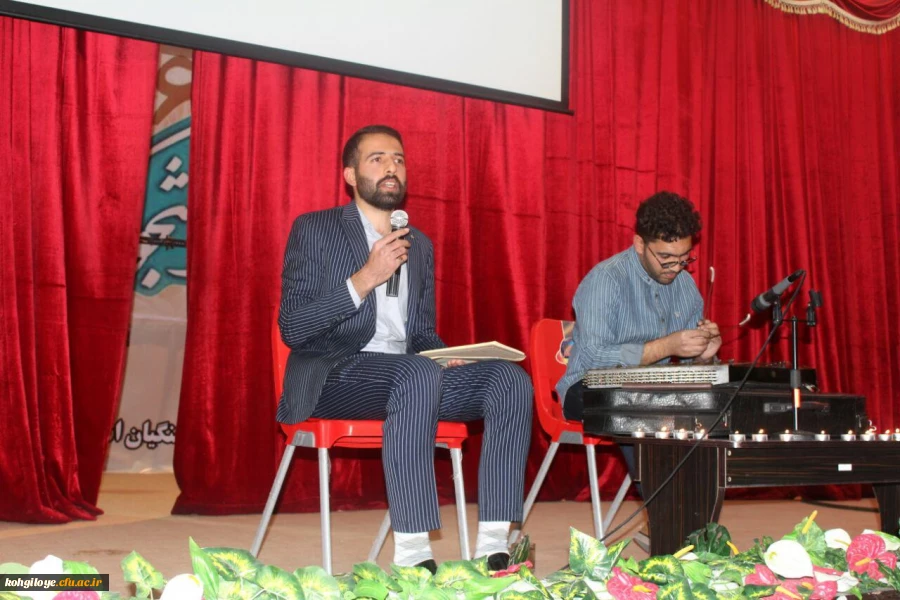 به مناسبت 16 آذر روز دانشجو

 مراسم بزرگداشتی در سالن اجتماعات پردیس شهید ایزدپناه برگزار گردید. 19