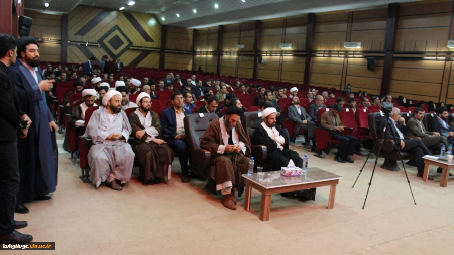 به مناسبت 27 آذر سالروز شهادت دکتر مفتح برگزار گردید

برگزاری ویژه برنامه وحدت حوزه و دانشگاه به میزبانی دانشگاه فرهنگیان استان 2