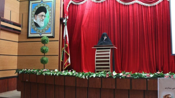 به مناسبت 27 آذر سالروز شهادت دکتر مفتح برگزار گردید

برگزاری ویژه برنامه وحدت حوزه و دانشگاه به میزبانی دانشگاه فرهنگیان استان 4