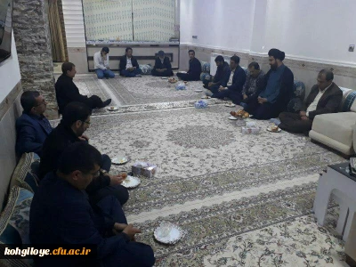 دیدار با خانواده شهید یزدان پناه توسط جمعی از کارکنان پردیس شهید ایزدپناه