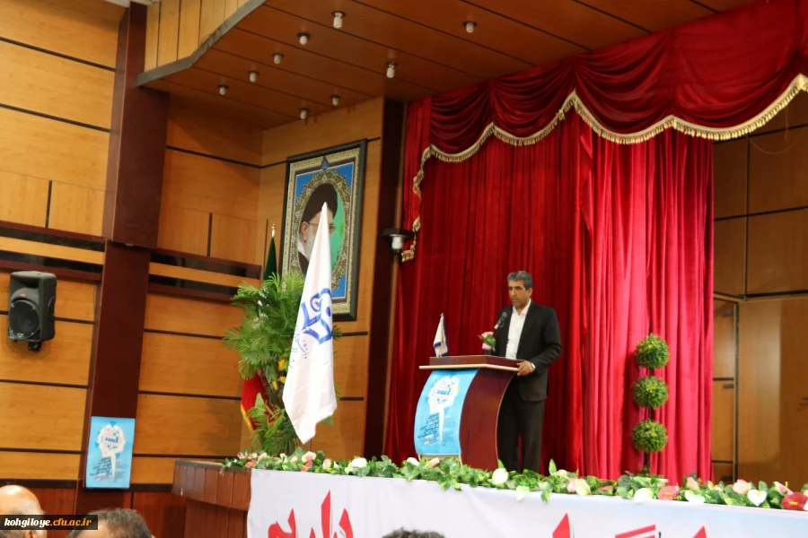 به میزبانی دانشگاه فرهنگیان استان برگزار گردید:

جشنواره تجربیات برتر معلمان کلاس های چند پایه فرصتی برای انتقال تجارب آموزشی 5