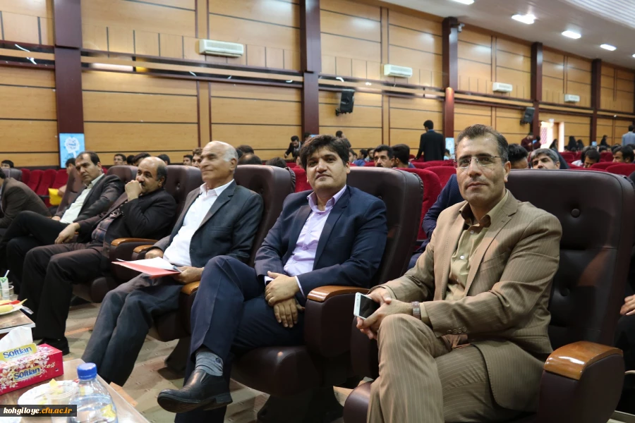 به میزبانی دانشگاه فرهنگیان استان برگزار گردید:

جشنواره تجربیات برتر معلمان کلاس های چند پایه فرصتی برای انتقال تجارب آموزشی 11