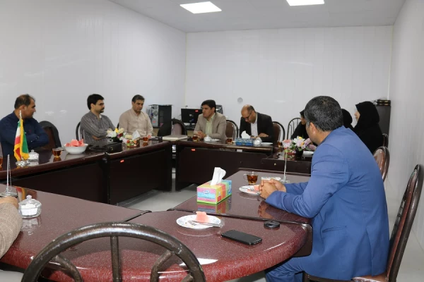 بازدید کارشناسان حوزه برنامه و بودجه سازمان مرکزی از دانشگاه فرهنگیان استان 5