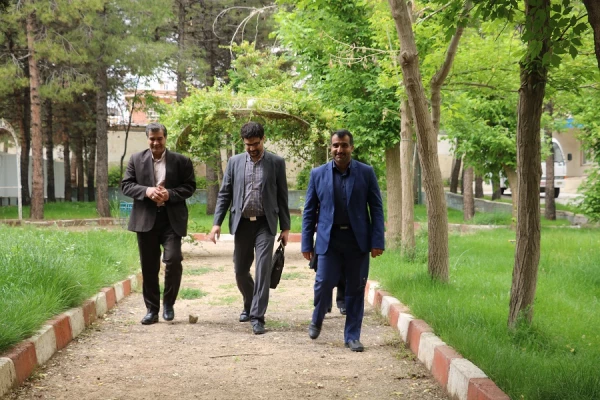 بازدید کارشناسان حوزه برنامه و بودجه سازمان مرکزی از دانشگاه فرهنگیان استان 14