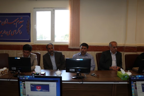 برگزاری اولین جلسه هم اندیشی اساتید با موضوع نقد نظریه تکامل داروین 11