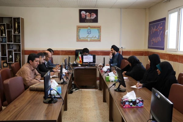 جلسه هماهنگی جشن دانش آموختگی دانشجویان ورودی 93 برگزار گردید 2