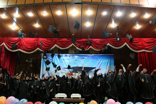 جشن دانش آموختگی دانشجو معلمان ورودی سال 93 دانشگاه فرهنگیان برگزار گردید 2