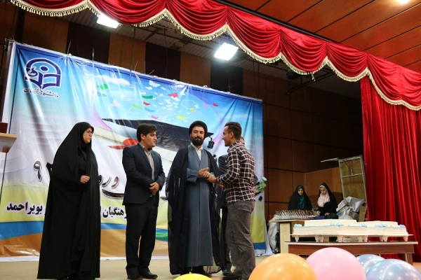 گزارش تصویر جشن دانش آموختگی دانشجو معلمان ورودی سال 1393 دانشگاه فرهنگیان 3