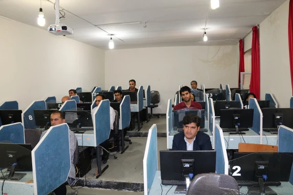 برگزاری کارگاه آموزشی آشنایی با بانک های اطلاعاتی و روش های جستجوی هدفمند 3