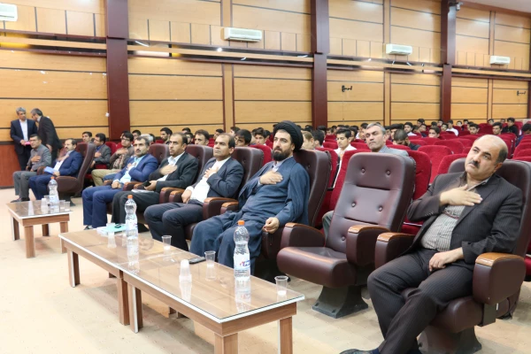 آیین استقبال و جلسه توجیهی دانشجویان جدید الورود دانشگاه فرهنگیان استان برگزار گردید 10