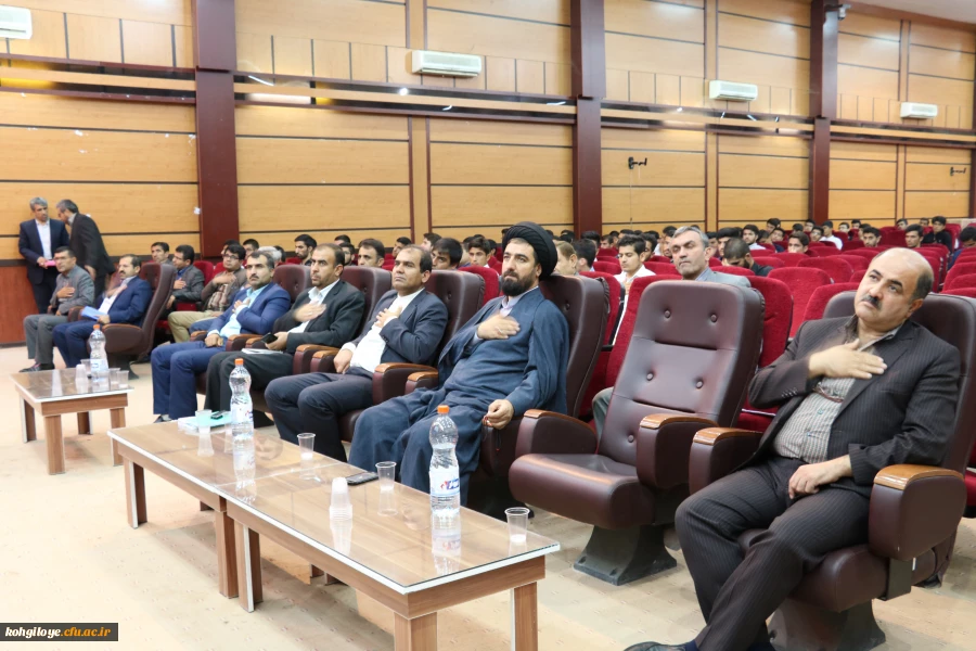 آیین استقبال و جلسه توجیهی دانشجویان جدید الورود دانشگاه فرهنگیان استان برگزار گردید 10