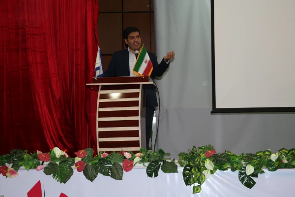 آیین استقبال و جلسه توجیهی دانشجویان جدید الورود دانشگاه فرهنگیان استان برگزار گردید 11